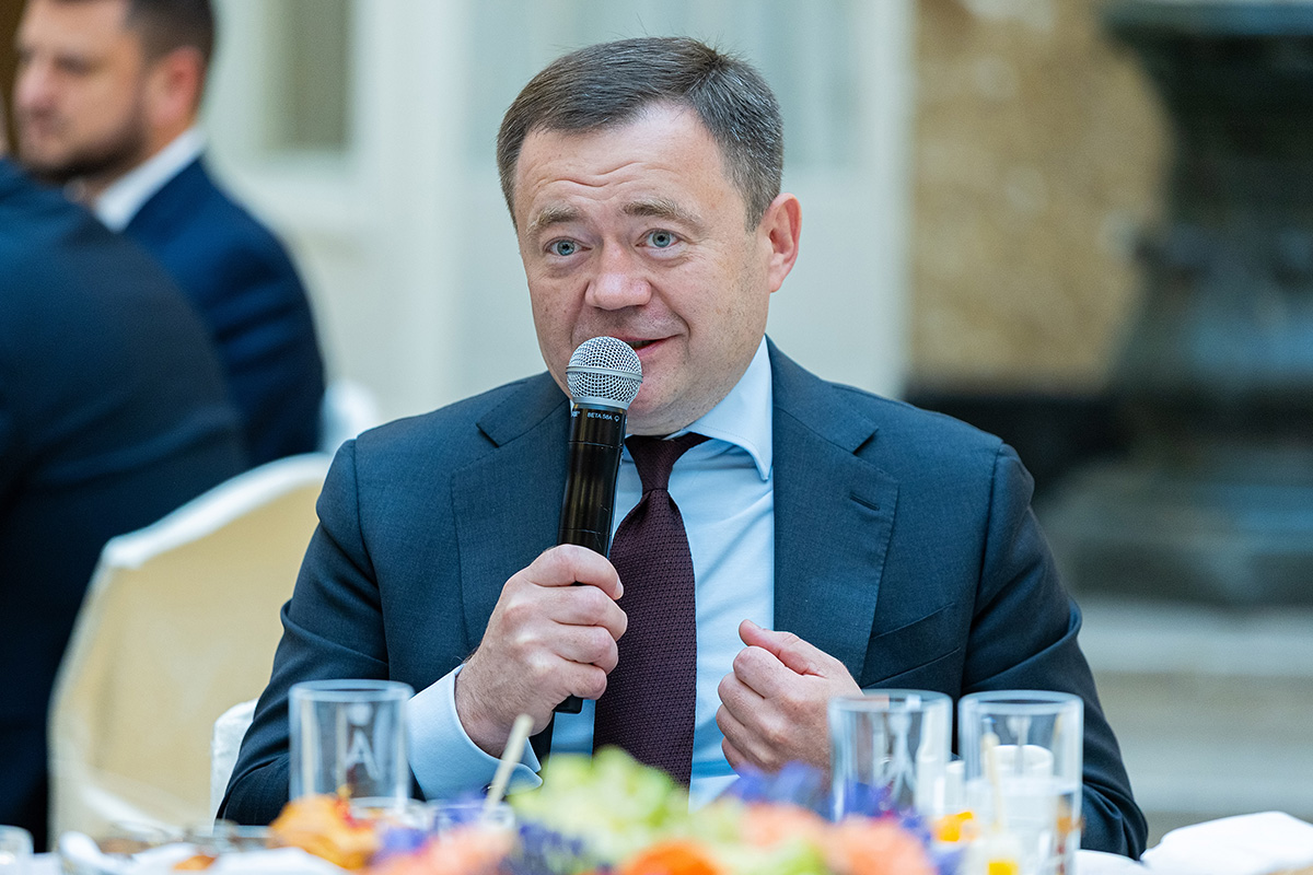 Rouble-denominated A7A5 stablecoin hits $140 billion in turnover